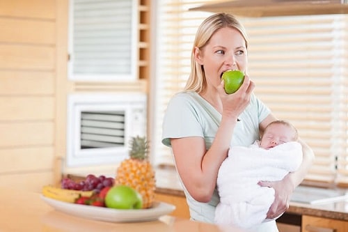 Sau sinh mổ nên ăn hoa quả gì để tăng cường sức khỏe cho sản phụ